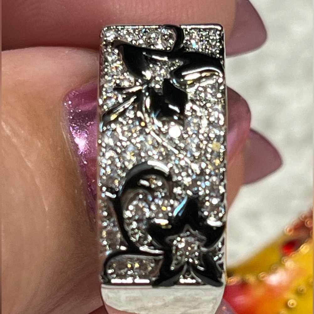 Black silver and rhinestone ring NWOT